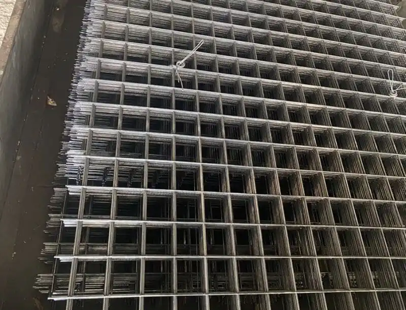 Khối lượng tiêu chuẩn lưới thép là trọng lượng 1m² lưới, phụ thuộc vào đường kính dây và mắt lưới
