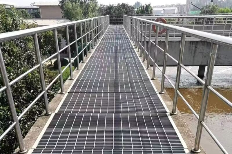 Dự Án Lưới Thép Hàn, Hàng Rào Và Sàn Thao Tác Tại Nhà Máy GE Vernova Hải Phòng