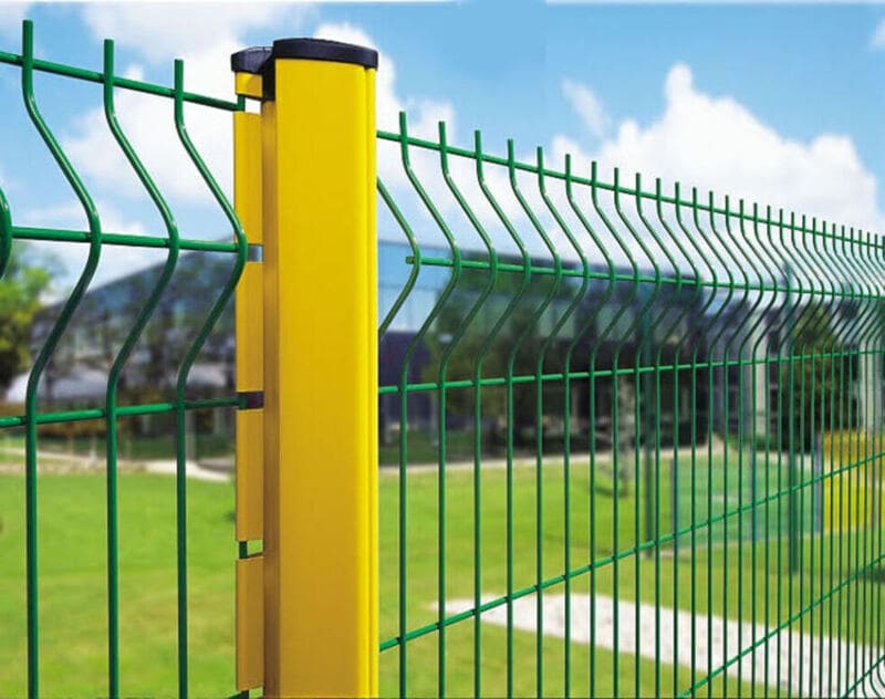 Lớp phủ bề mặt đa dạng như: mạ kẽm nhúng nóng, sơn tĩnh điện hay mạ kẽm + sơn tĩnh điện